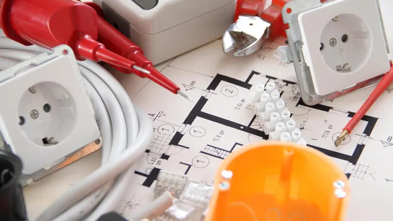 Elektrik dağıtım panoları ve kablo tavaları